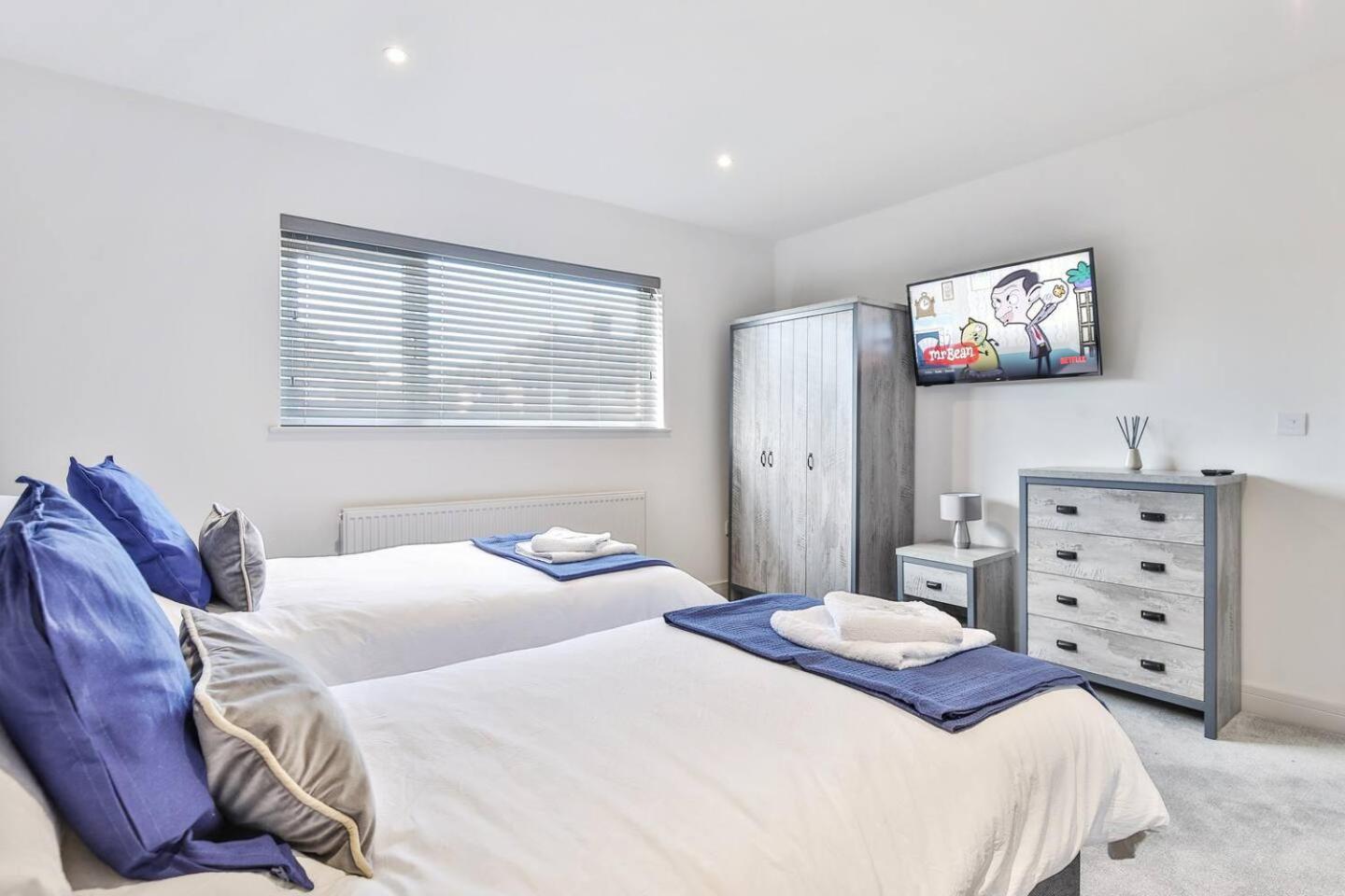 Modern, Cosy Whole House Wifi Close To Attractions Sheffield Exterior foto